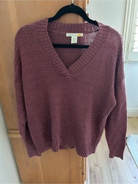 C&C California Dusty Mauve V-Neck Sweater